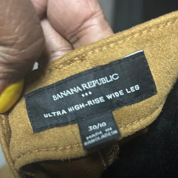 Banana Republic Factory Ultra High rise Wide leg Vegan Suede Pants - Picture 4 of 6